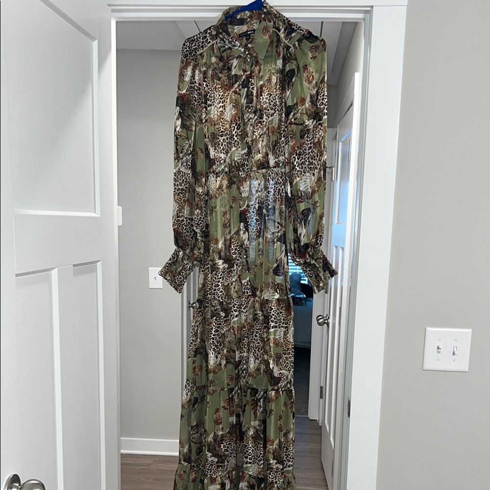 Brown and Green gold leopard Long Sleeve Gown with Notched Collar